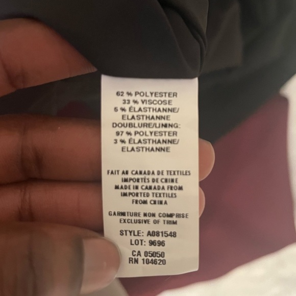 A beautiful burgundy party dress. - Picture 4 of 4